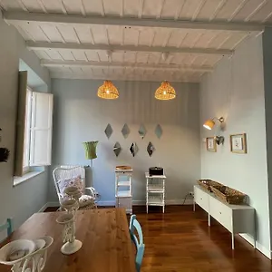 Holidays At Charme Apartment